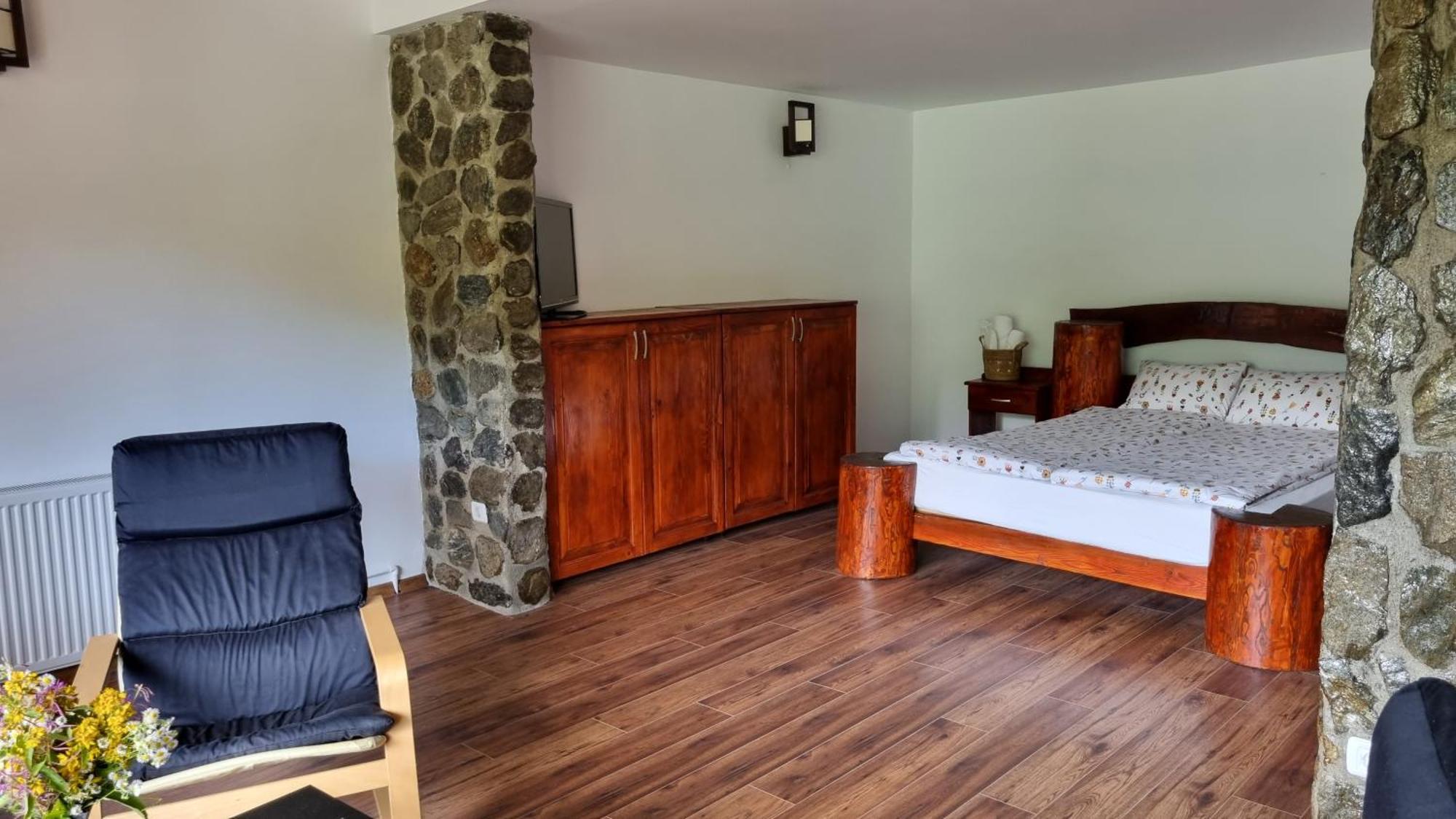 Casa Bunicului Villa Vistisoara Phòng bức ảnh