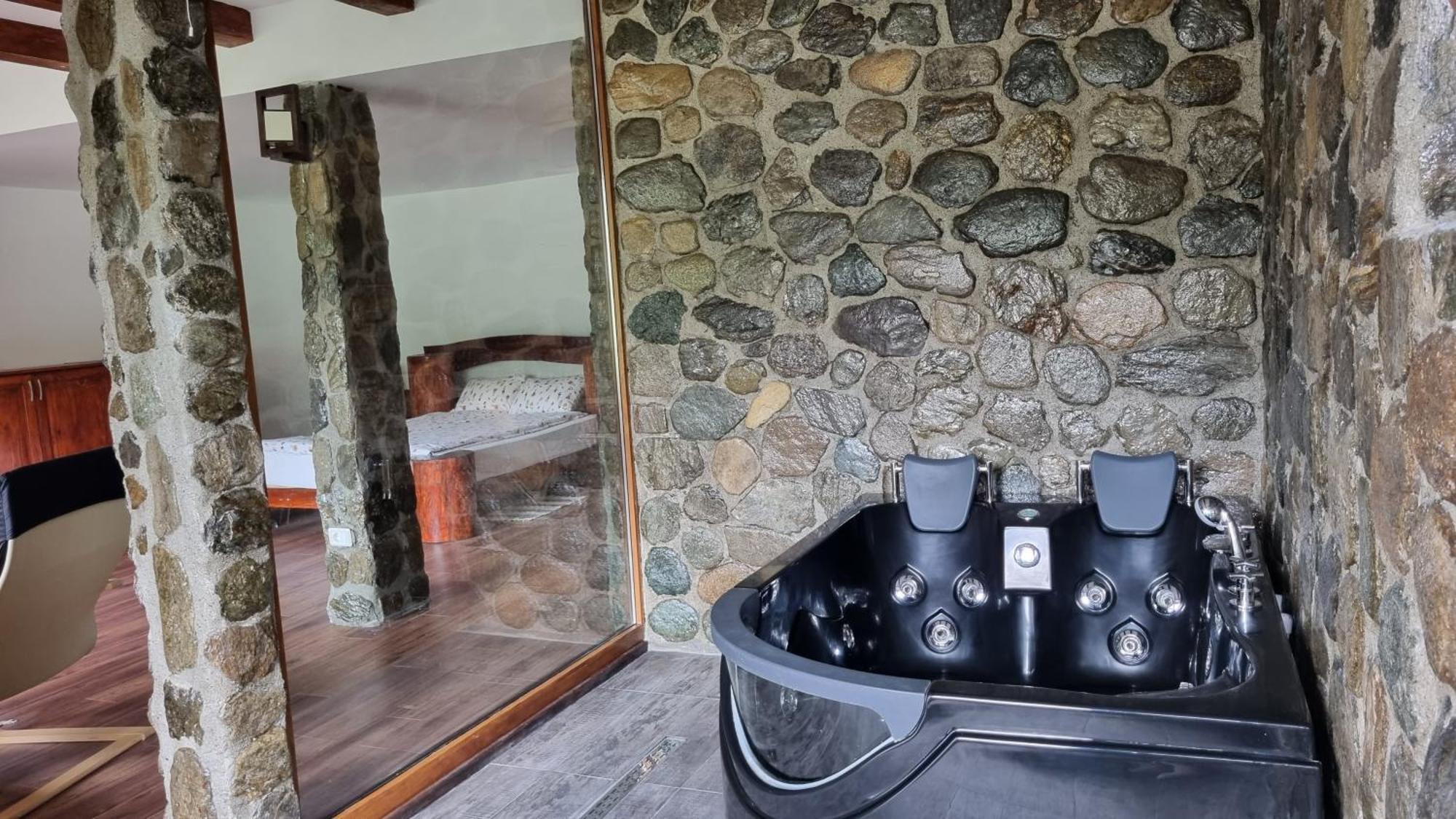 Casa Bunicului Villa Vistisoara Phòng bức ảnh
