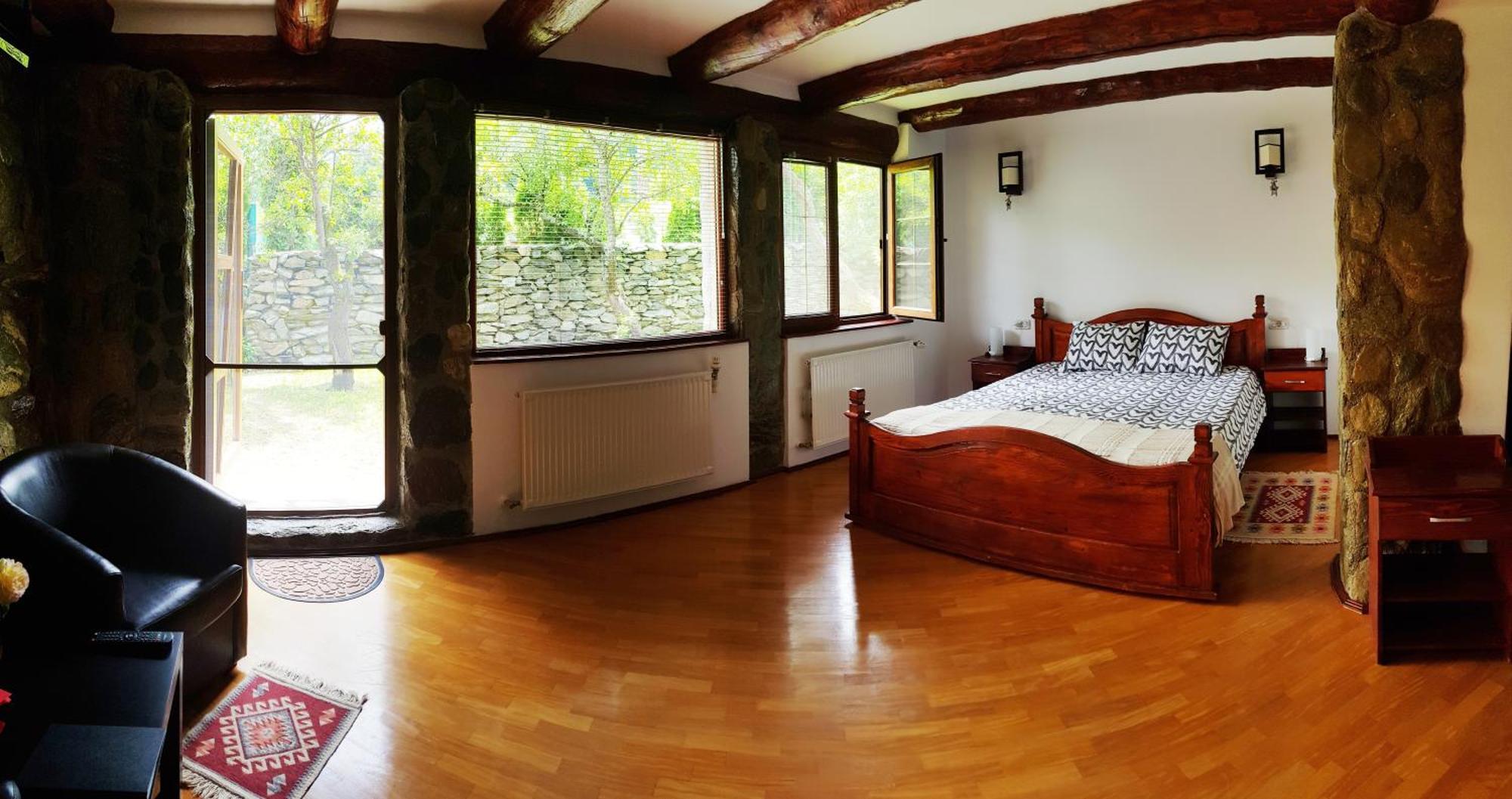 Casa Bunicului Villa Vistisoara Phòng bức ảnh